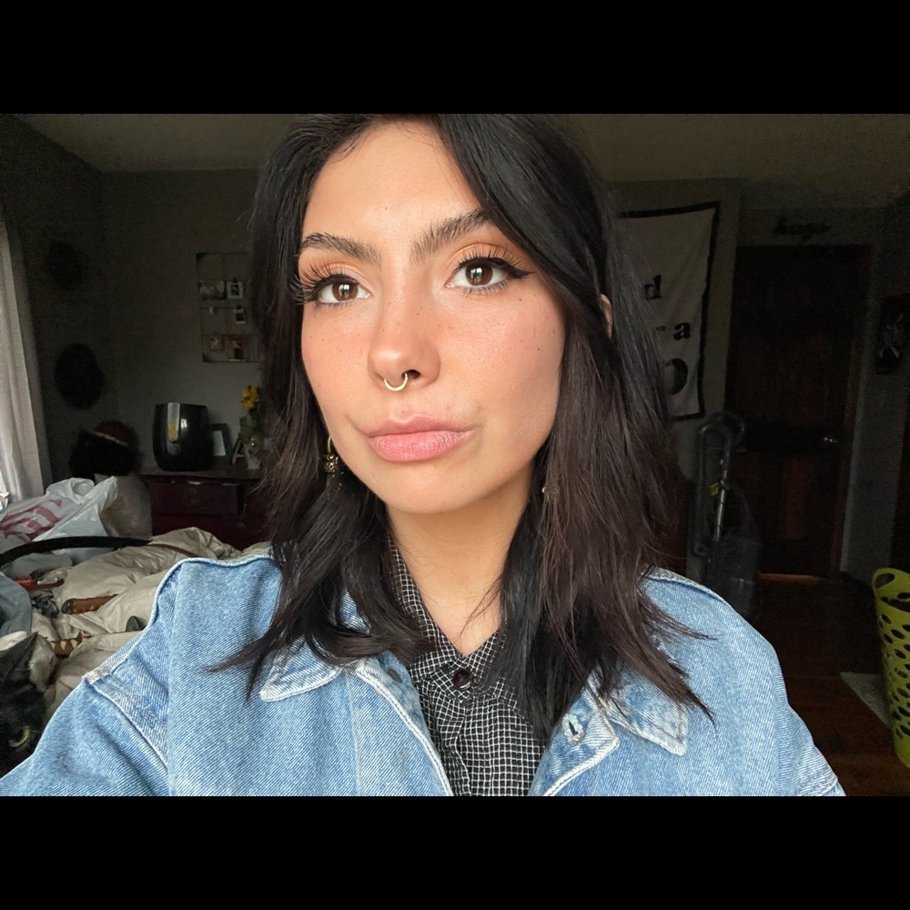 Meet your Posher, Christine